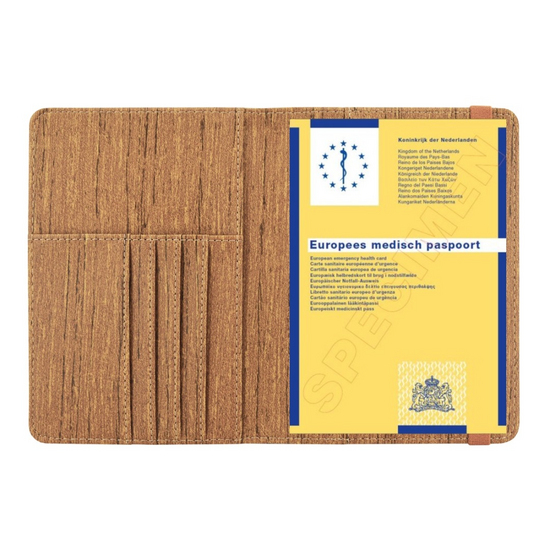 Europees Medisch Paspoort Hoesje / 11,7 x 16,5 cm Paspoorthouder - D1 - Houtpatroon Bruin
